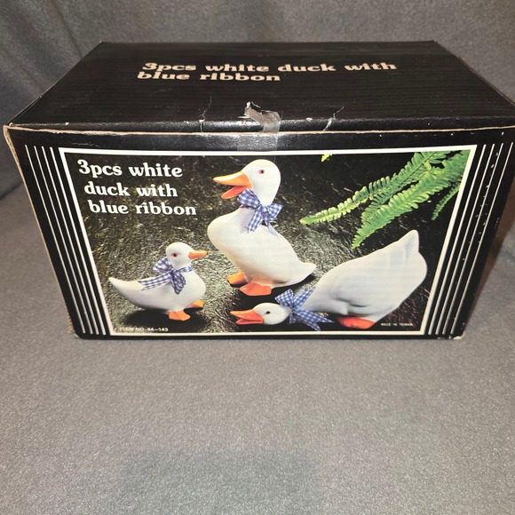 Vintage 3pc Ceramic White Duck Figurine Set Blue Gingham Ribbon Farmhouse 44-143 - Picture 2 of 7